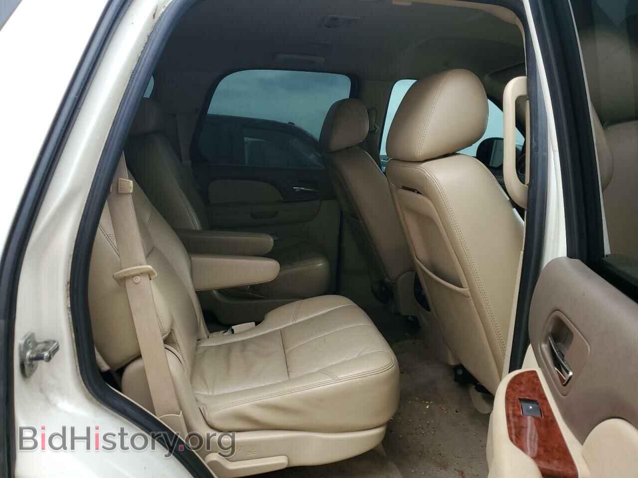 2010 GMC YUKON - VIN: 1GKUCCE01AR287921 - Photo 11