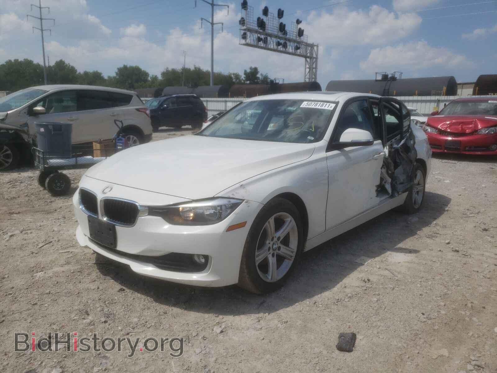 2013 BMW 3 SERIES - VIN: WBA3C3C52DF981915 - Фото 2