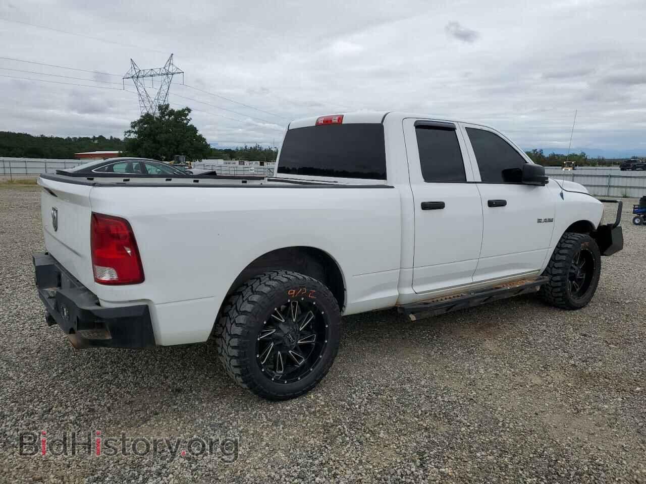 2010 DODGE RAM 1500 - VIN: 1D7RV1GP4AS261208 - Фото 3