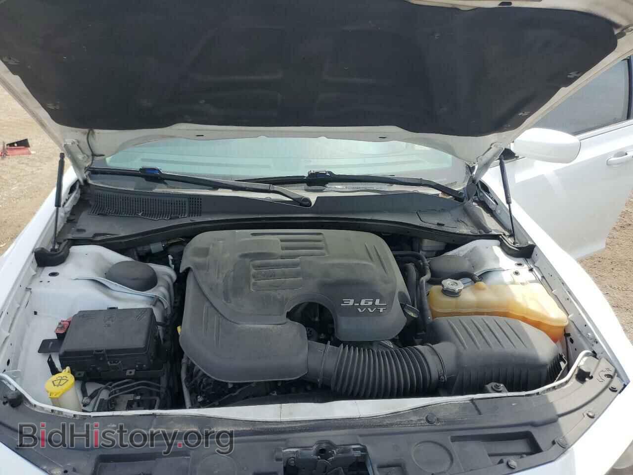 2015 CHRYSLER 300 - VIN: 2C3CCAAG0FH853299 - Фото 11