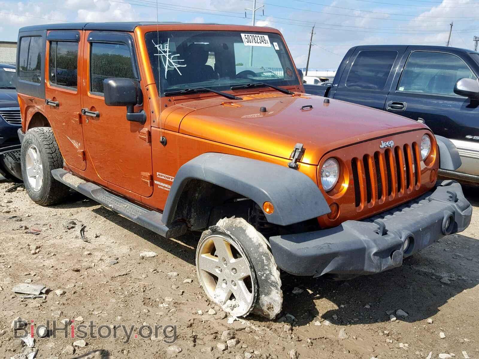 Photo 1J4BA3H13BL567108 - JEEP WRANGLER U 2011