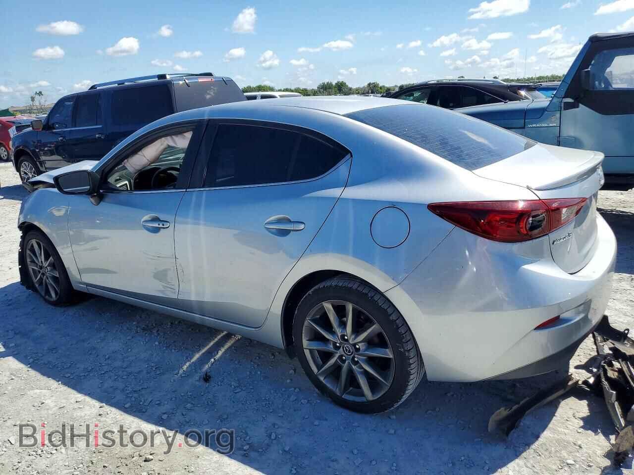 2018 MAZDA 3 - VIN: 3MZBN1V35JM206722 - Фото 2