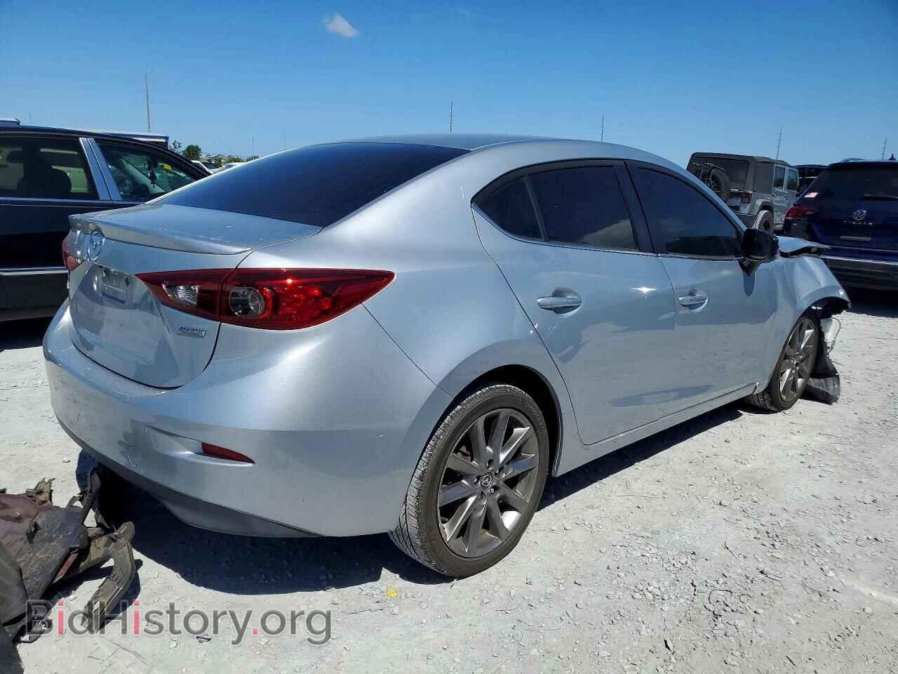 2018 MAZDA 3 - VIN: 3MZBN1V35JM206722 - Фото 3