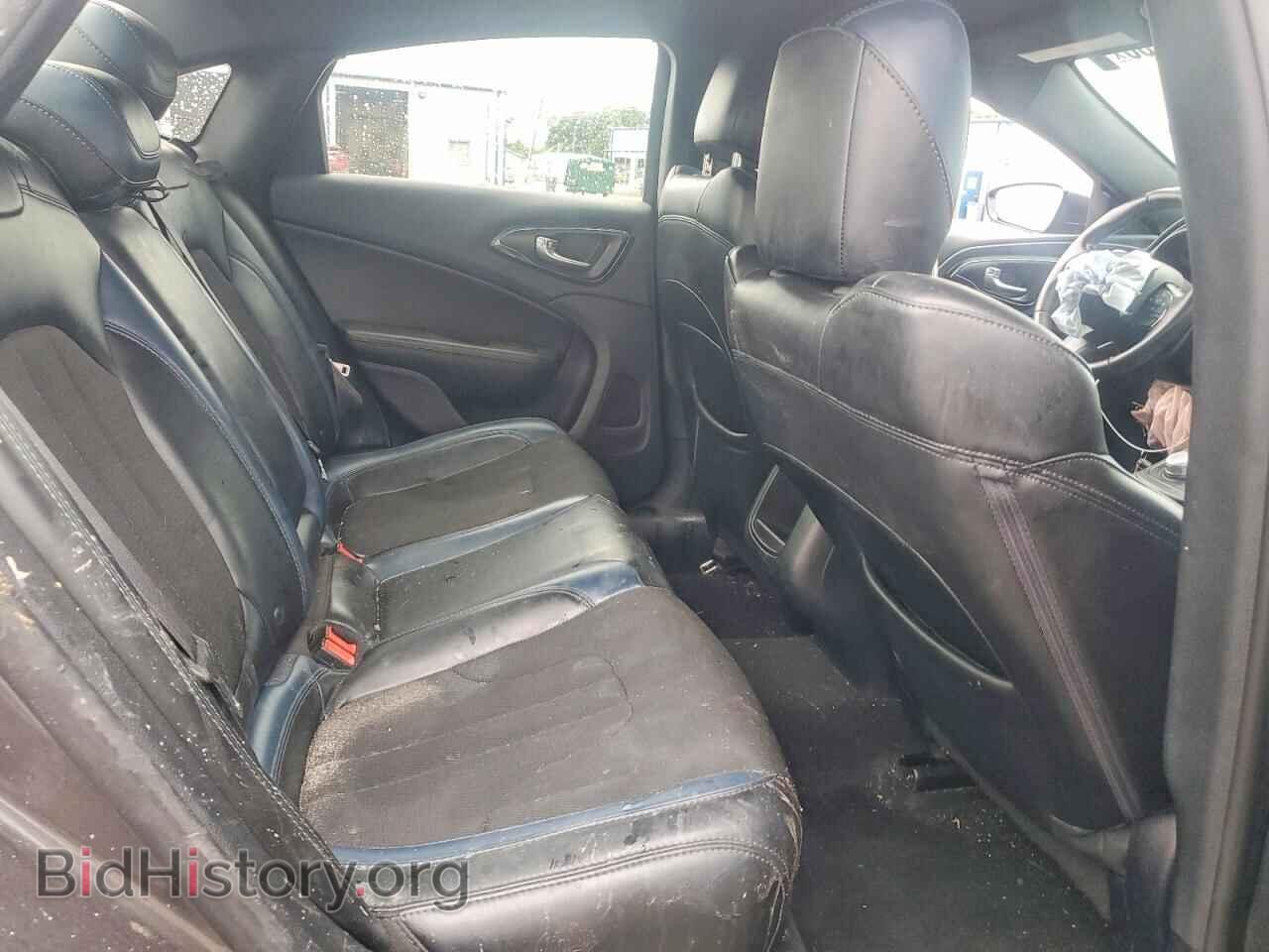 2016 CHRYSLER 200 - VIN: 1C3CCCBG4GN157449 - Photo 10
