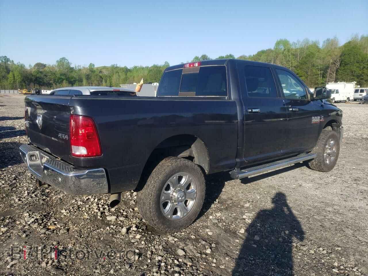 2018 RAM All Models - VIN: 3C6UR5DL4JG237863 - Photo 3