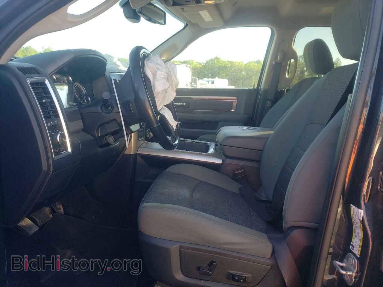 2018 RAM All Models - VIN: 3C6UR5DL4JG237863 - Photo 7