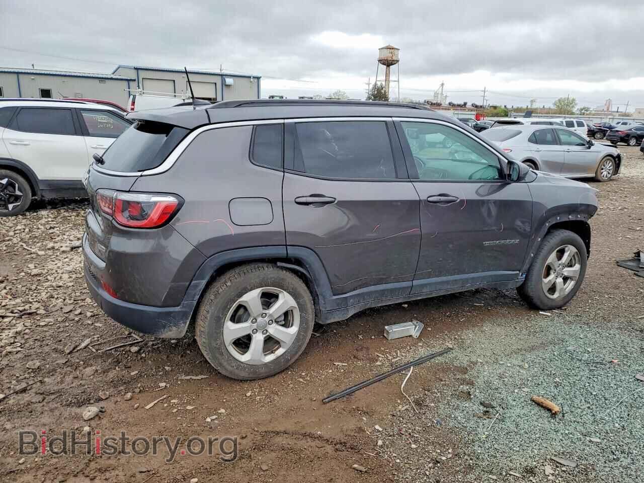 2018 JEEP COMPASS - VIN: 3C4NJCBB7JT503225 - Фото 3