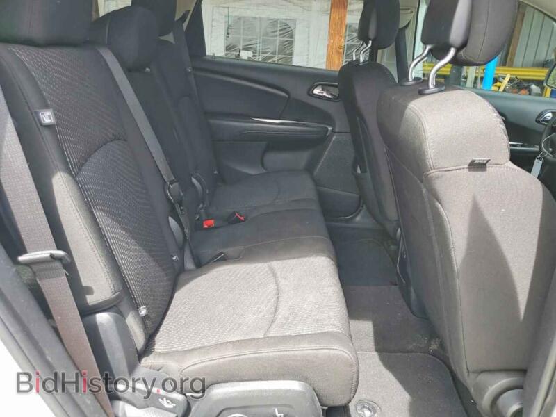 2019 Dodge JOURNEY (VIN 3C4PDCAB6KT870426) — photo 11 of 13