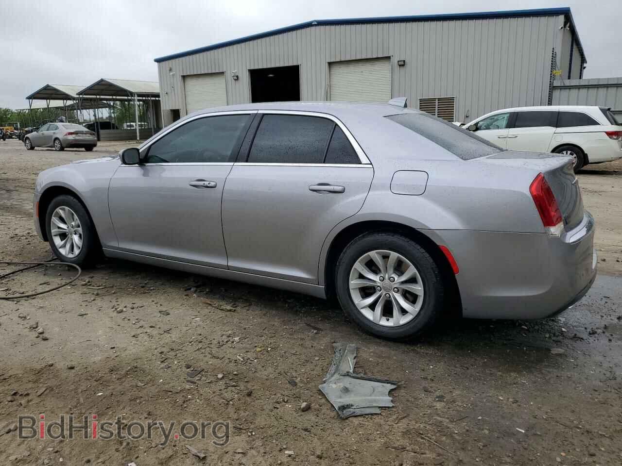 2015 CHRYSLER 300 - VIN: 2C3CCAAG4FH807300 - Фото 2