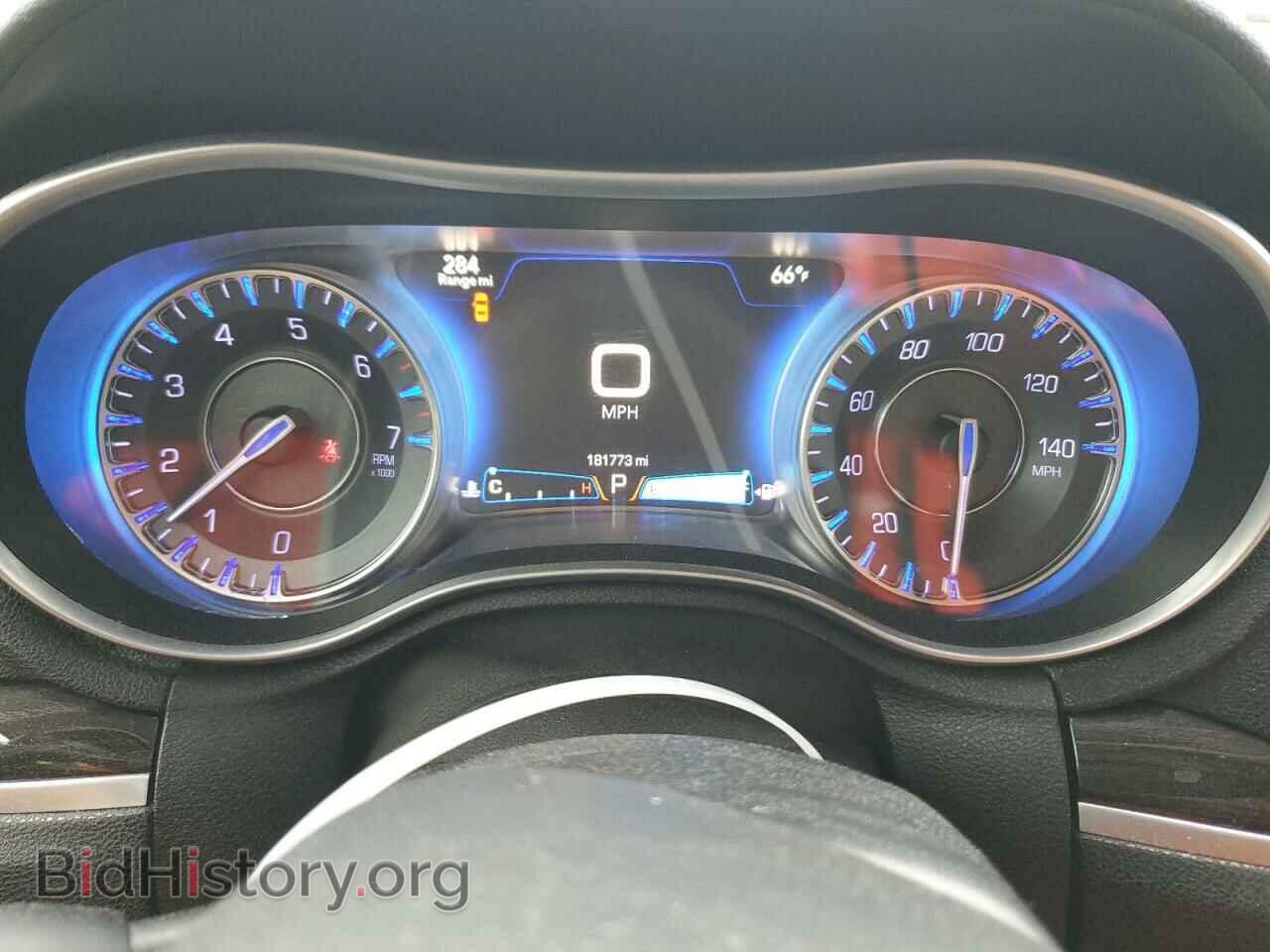 2015 CHRYSLER 300 - VIN: 2C3CCAAG4FH807300 - Фото 9