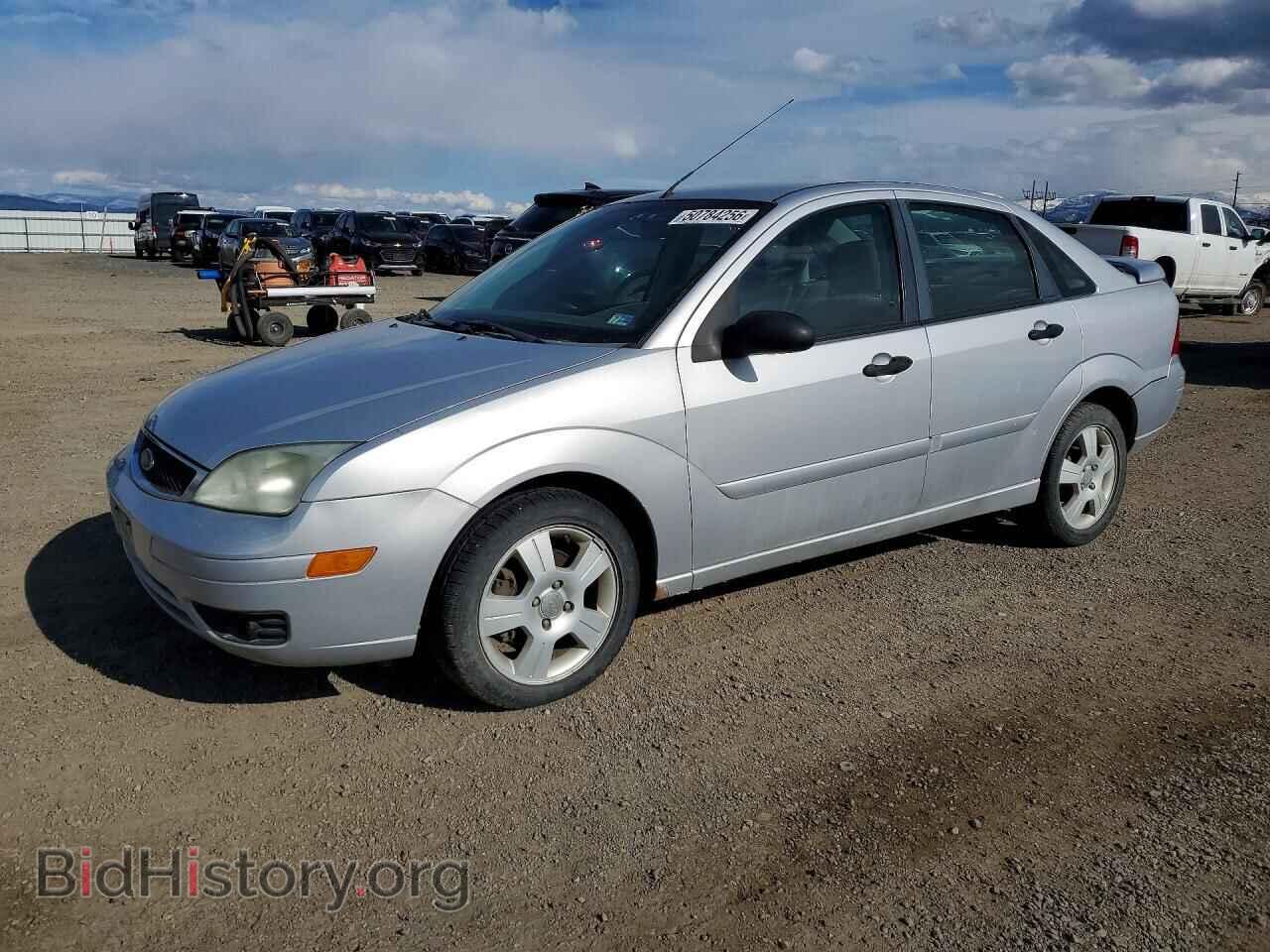 Photo 1FAHP34N36W128749 - FORD FOCUS 2006