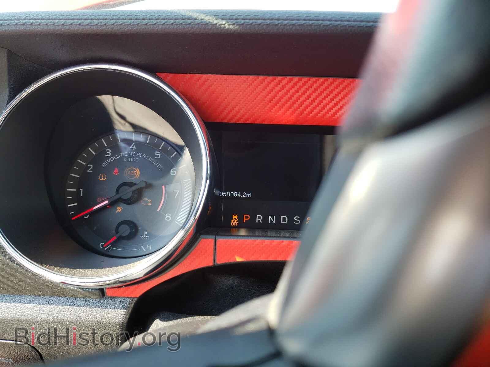 2016 FORD MUSTANG - VIN: 1FATP8EM8G5285214 - Фото 8