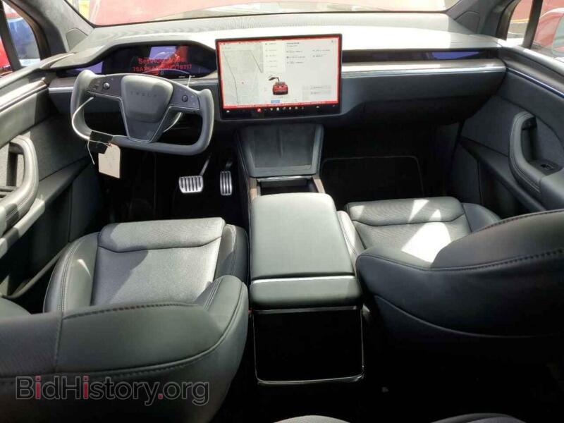 2023 Tesla MODEL X (VIN 7SAXCAE55PF378717) — photo 8 of 12