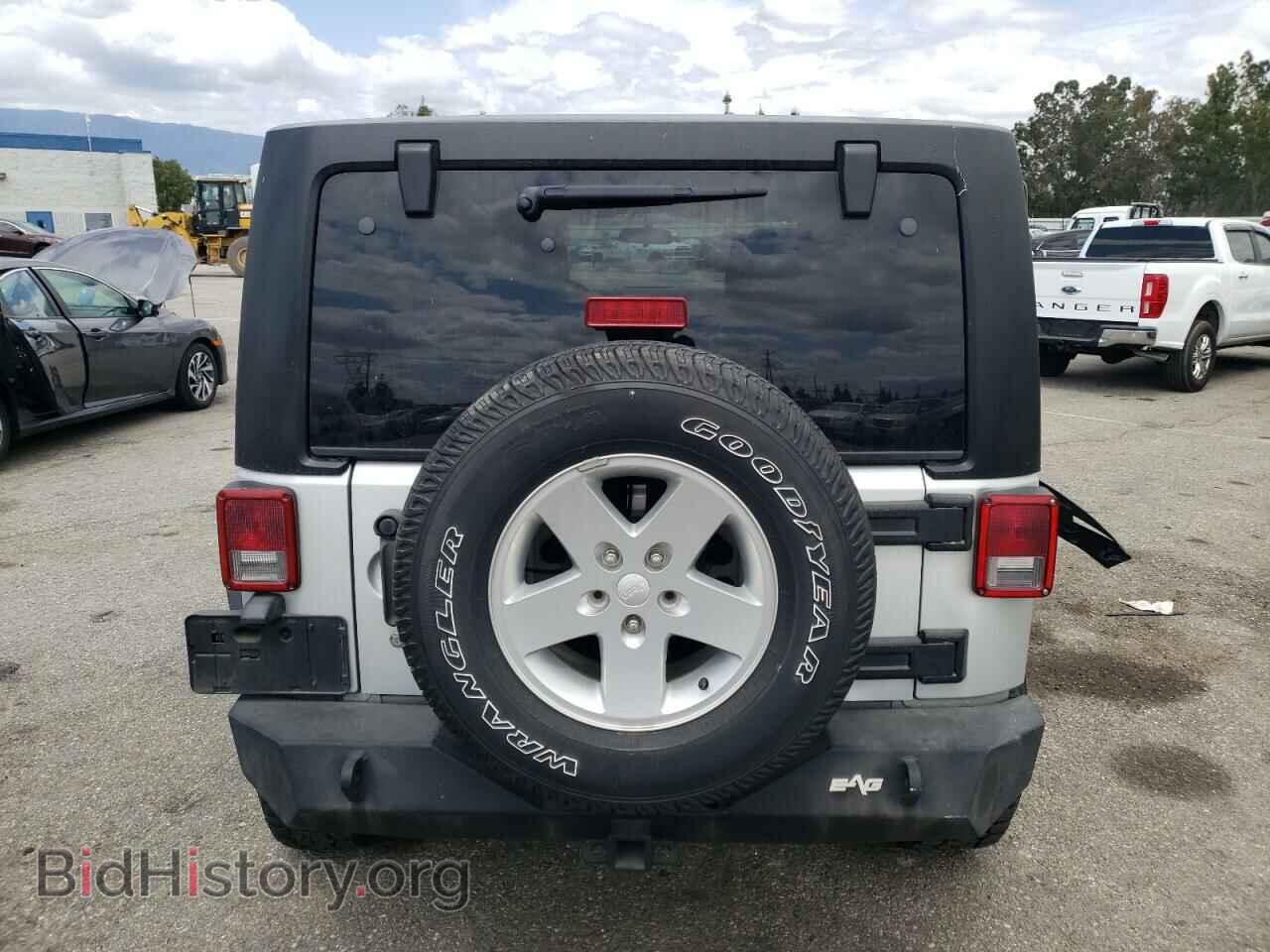 2011 JEEP WRANGLER - VIN: 1J4BA3H1XBL584570 - Фото 6