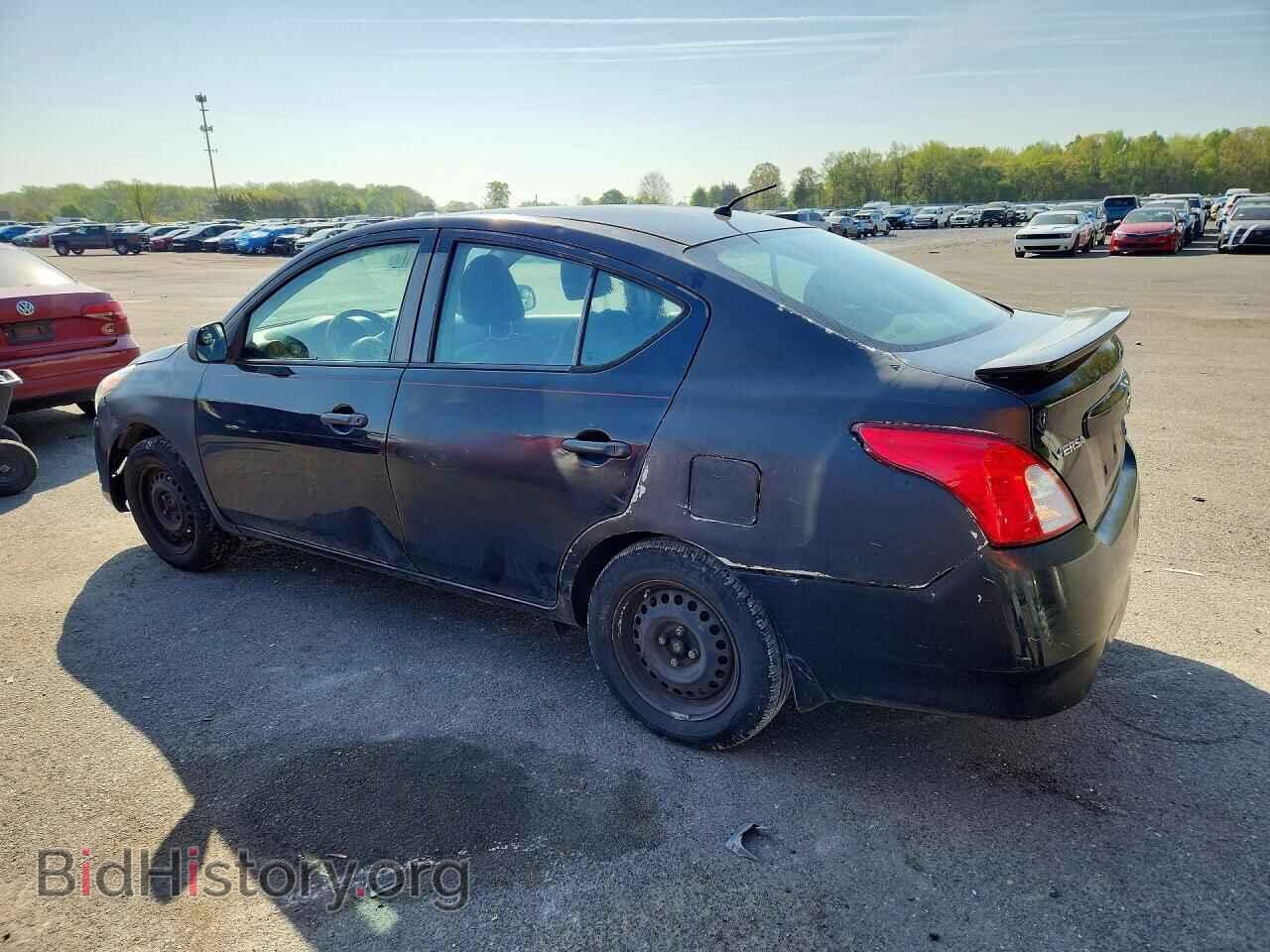 2013 NISSAN VERSA - VIN: 3N1CN7AP0DL885038 - Фото 2