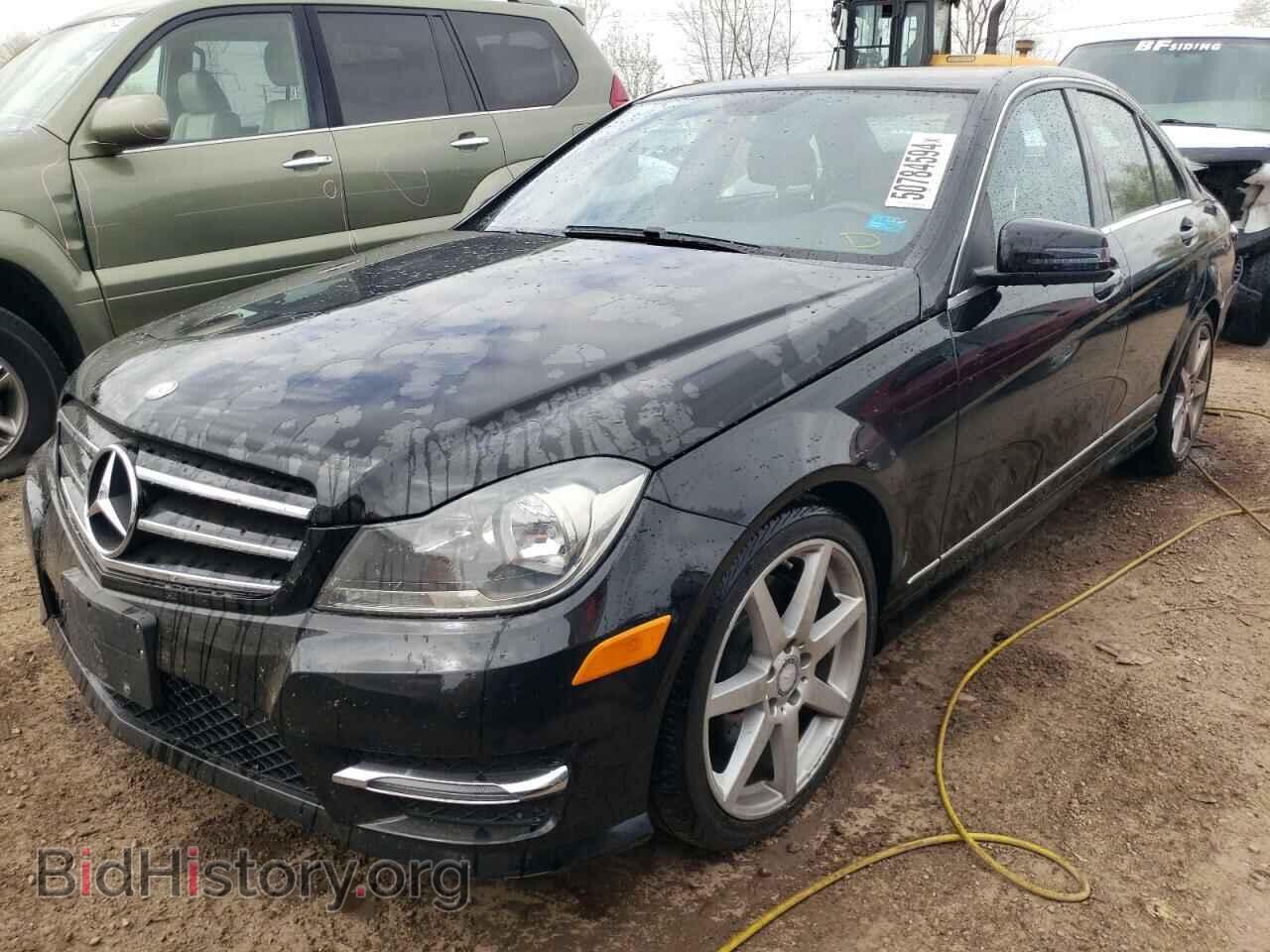 Photo WDDGF8AB5EA945111 - MERCEDES-BENZ C-CLASS 2014