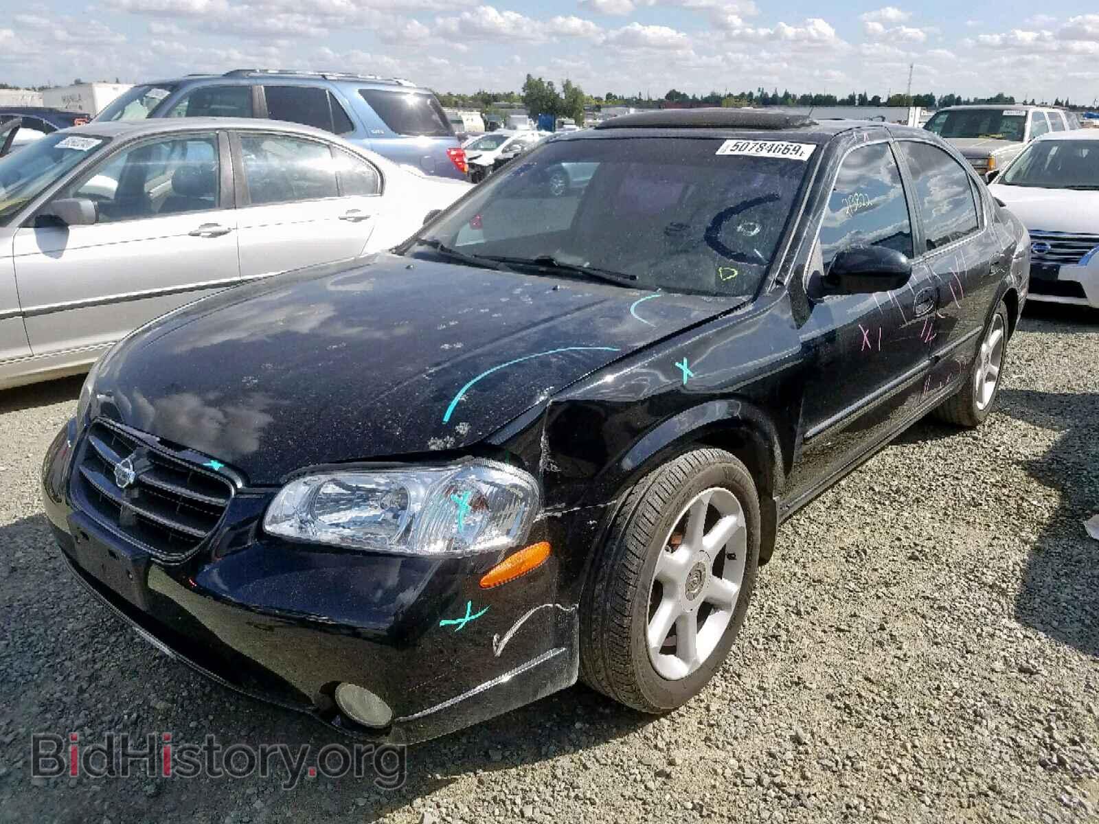 2000 NISSAN MAXIMA - VIN: JN1CA31D5YT767157 - Photo 2