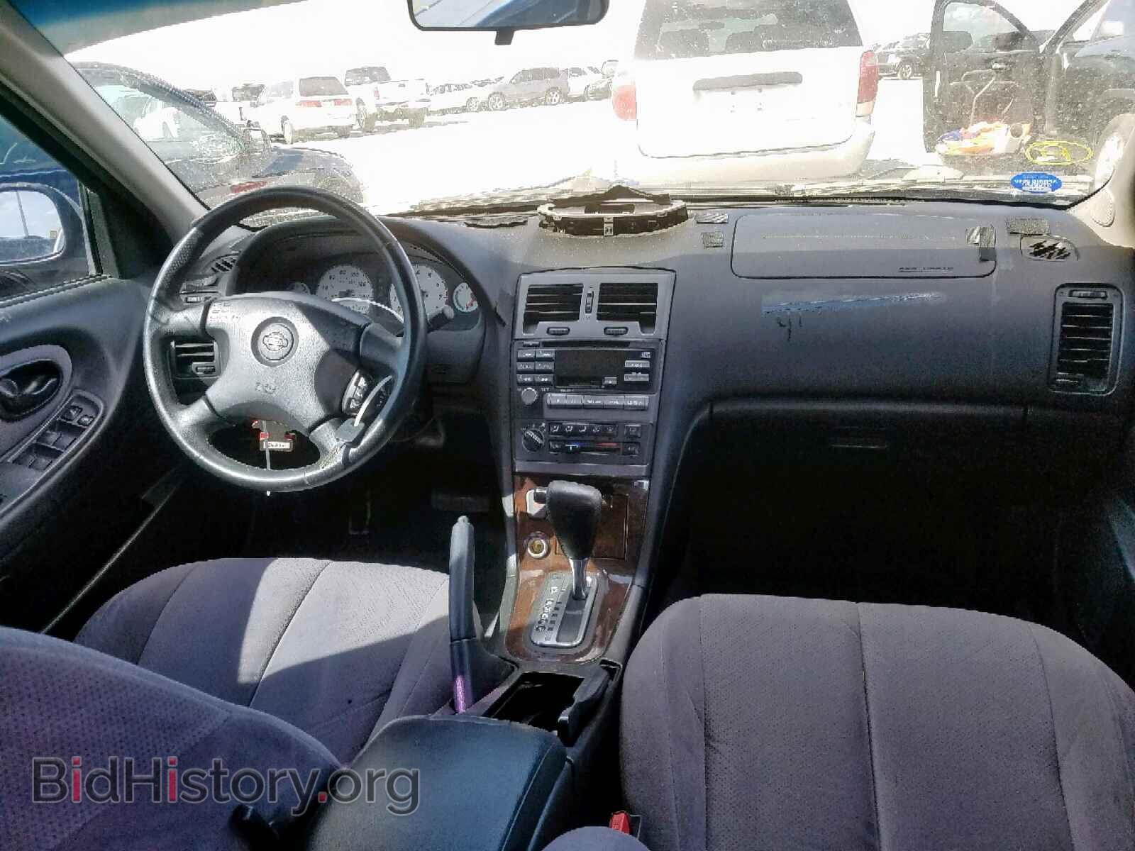 2000 NISSAN MAXIMA - VIN: JN1CA31D5YT767157 - Photo 9