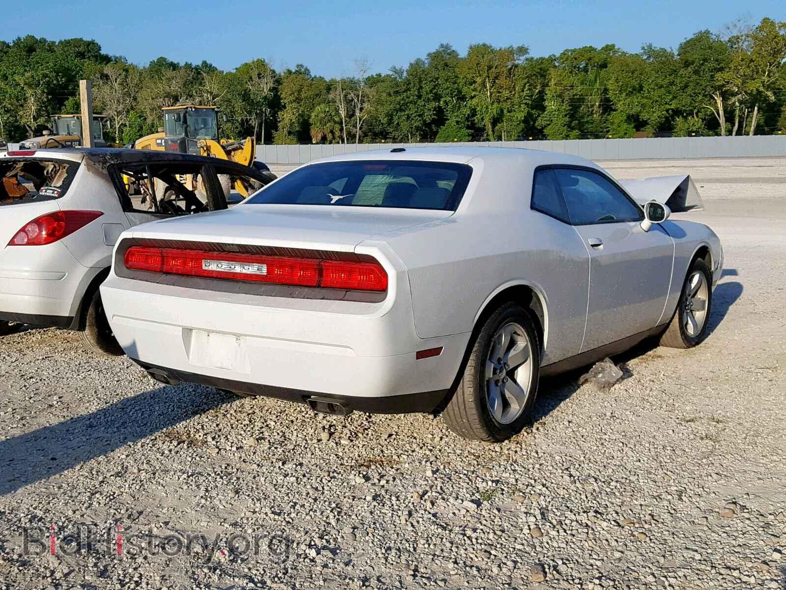 2014 DODGE CHALLENGER - VIN: 2C3CDYAG3EH262162 - Фото 4