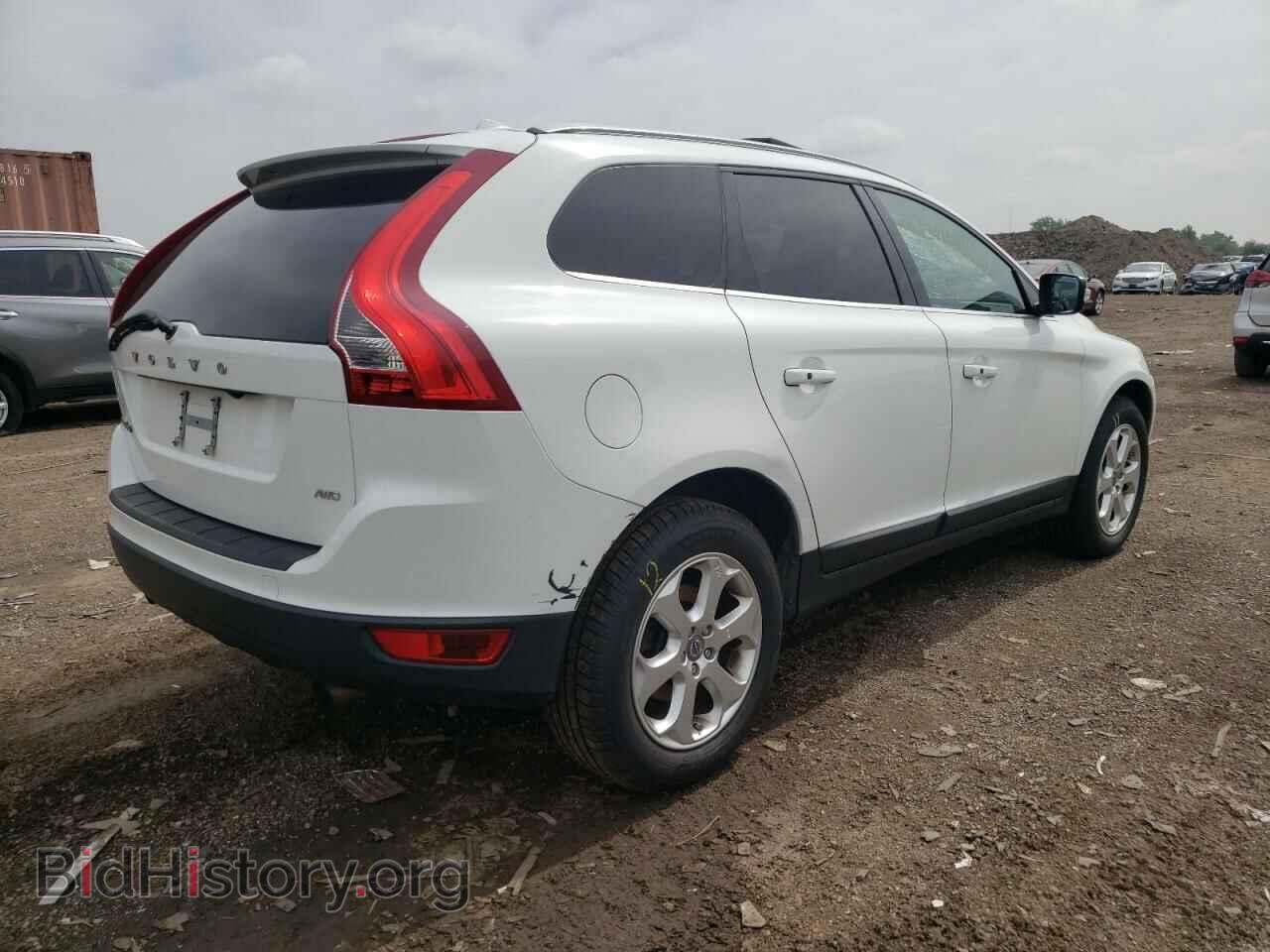 2013 VOLVO XC60 - VIN: YV4952DZ3D2405435 - Фото 4