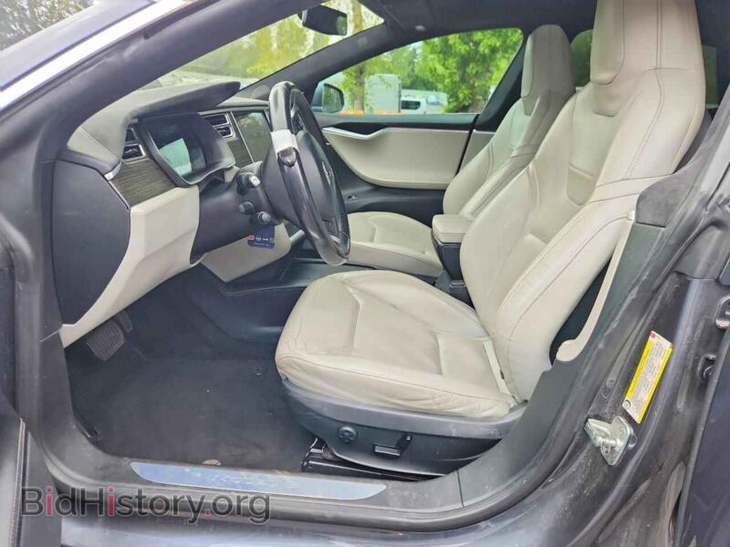 2016 Tesla MODEL S (VIN 5YJSA1E26GF133167) — фото 7 из 14