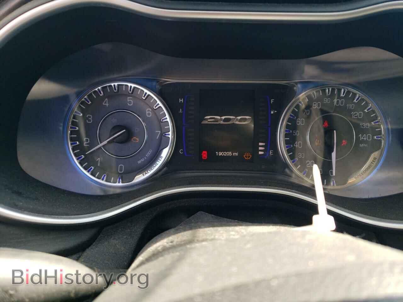 2015 CHRYSLER 200 - VIN: 1C3CCCAB5FN685134 - Фото 9