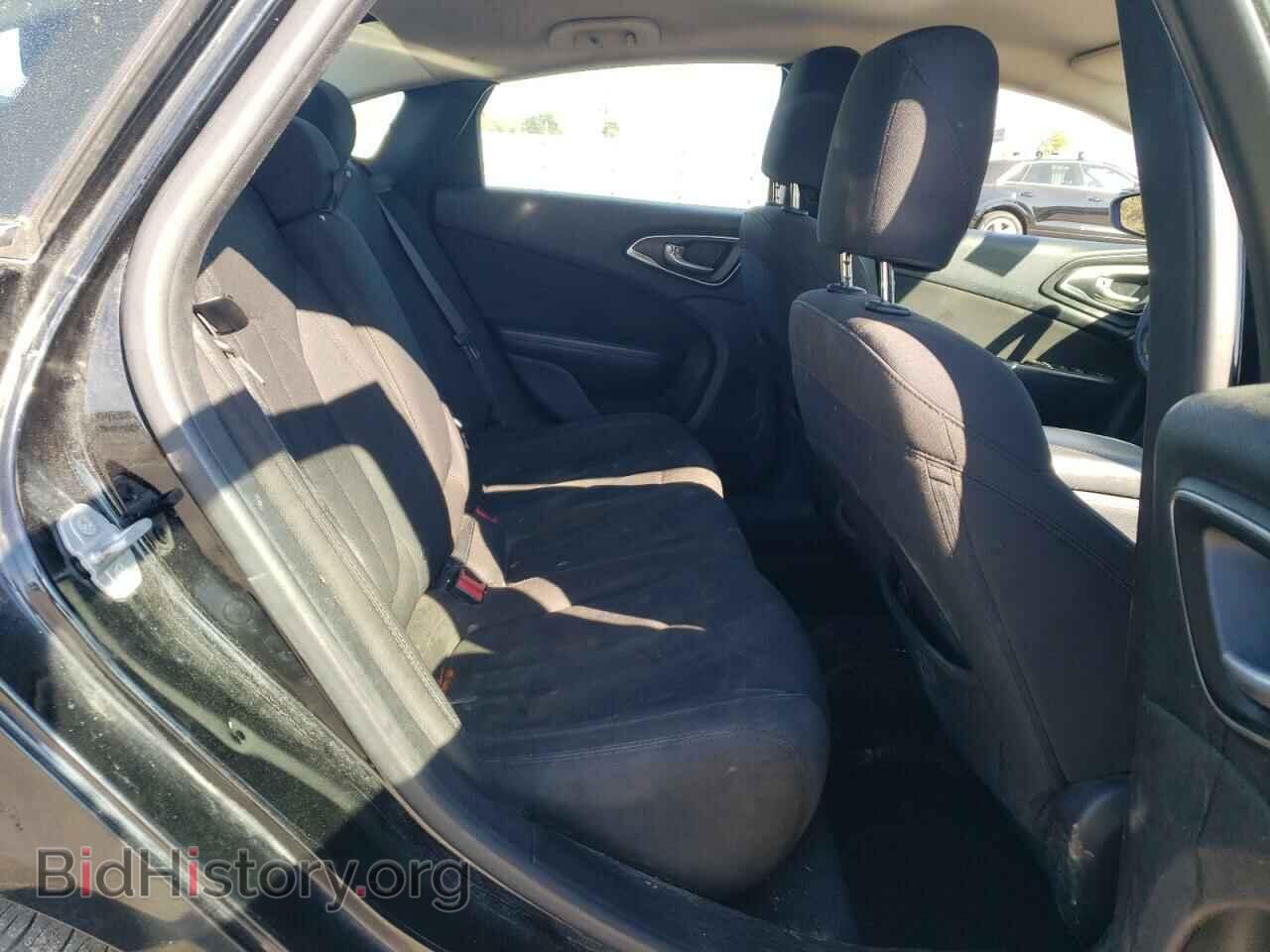 2015 CHRYSLER 200 - VIN: 1C3CCCAB5FN685134 - Фото 10
