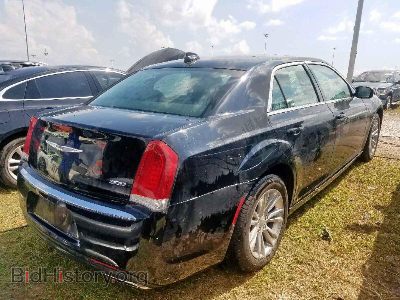 2016 CHRYSLER 300 - VIN: 2C3CCAAG7GH274067 - Фото 4