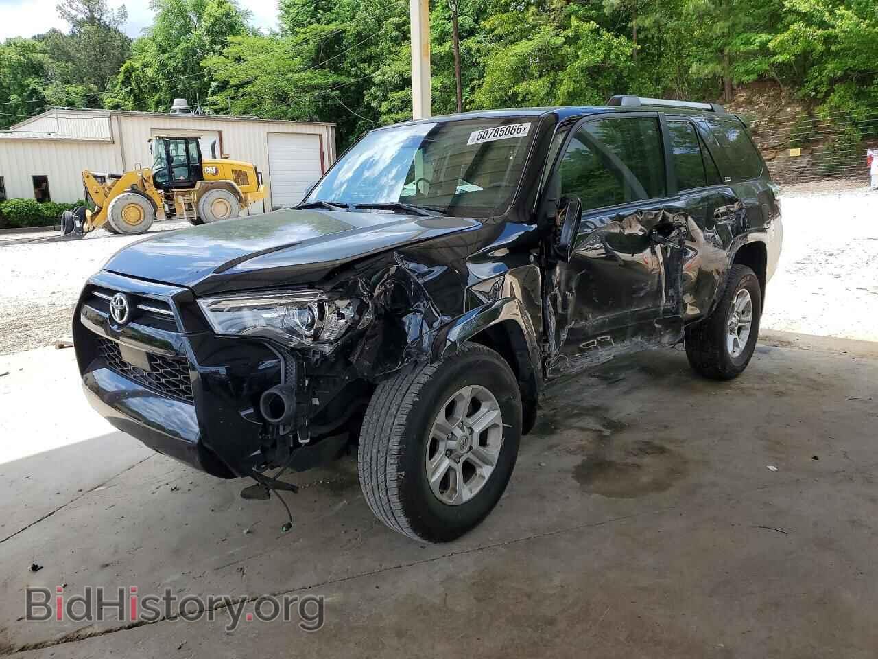 Фотография JTEEU5JR6P5302258 - TOYOTA 4RUNNER 2023