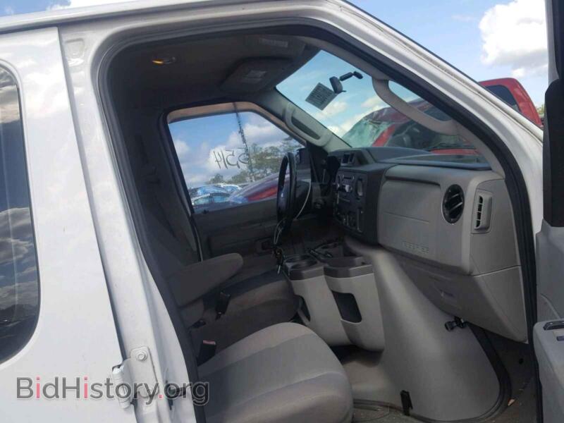 2010 Ford ECONOLINE (VIN 1FMNE1BW3ADA81273) — фото 5 из 10