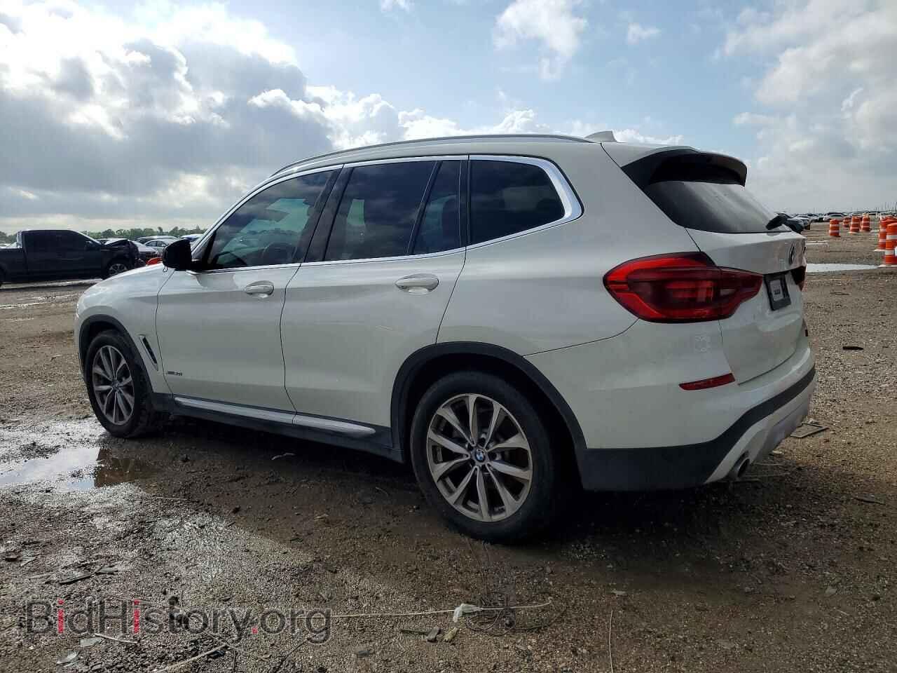 2018 BMW X3 - VIN: 5UXTR9C5XJLC84253 - Фото 2
