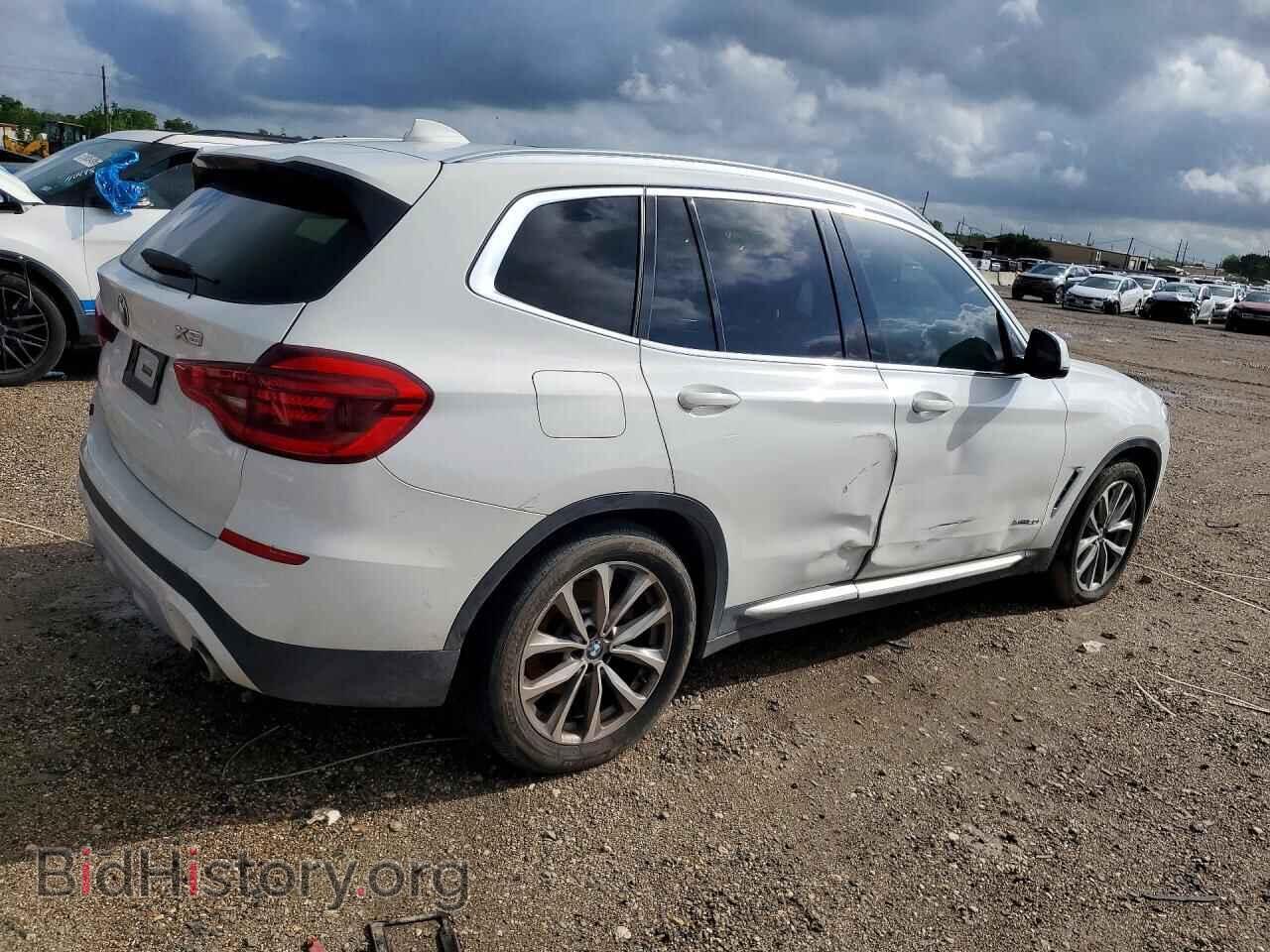 2018 BMW X3 - VIN: 5UXTR9C5XJLC84253 - Фото 3