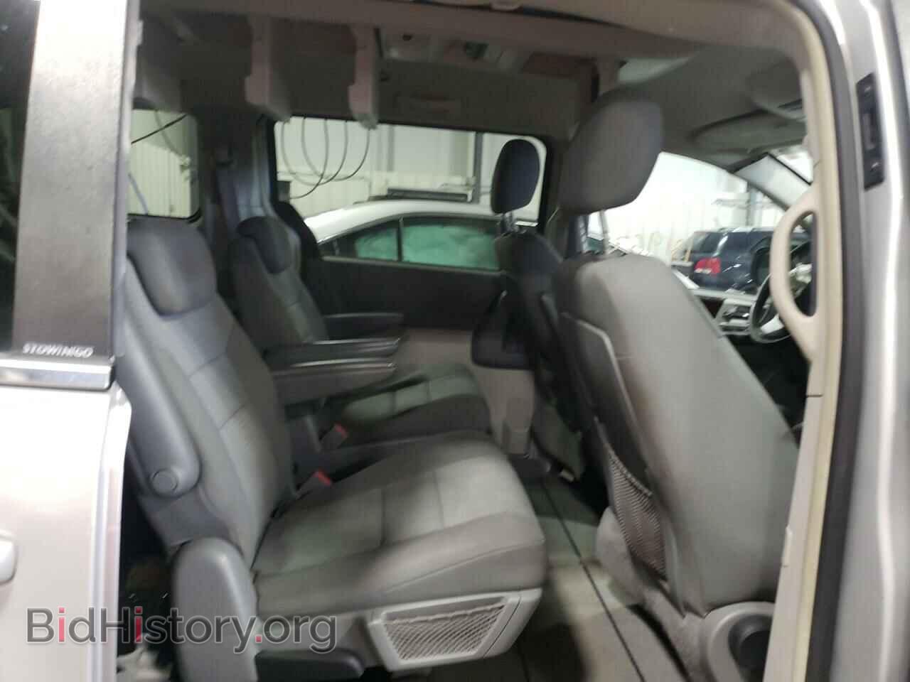 2010 CHRYSLER MINIVAN - VIN: 2A4RR5D10AR271123 - Фото 6