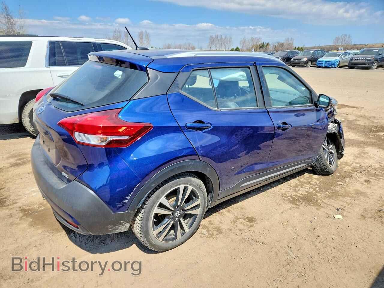 2019 NISSAN KICKS - VIN: 3N1CP5CU6KL553748 - Фото 3