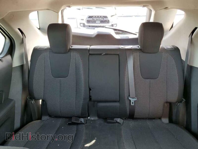 2017 Chevrolet EQUINOX (VIN 2GNFLEEK4H6252420) — фото 10 из 14