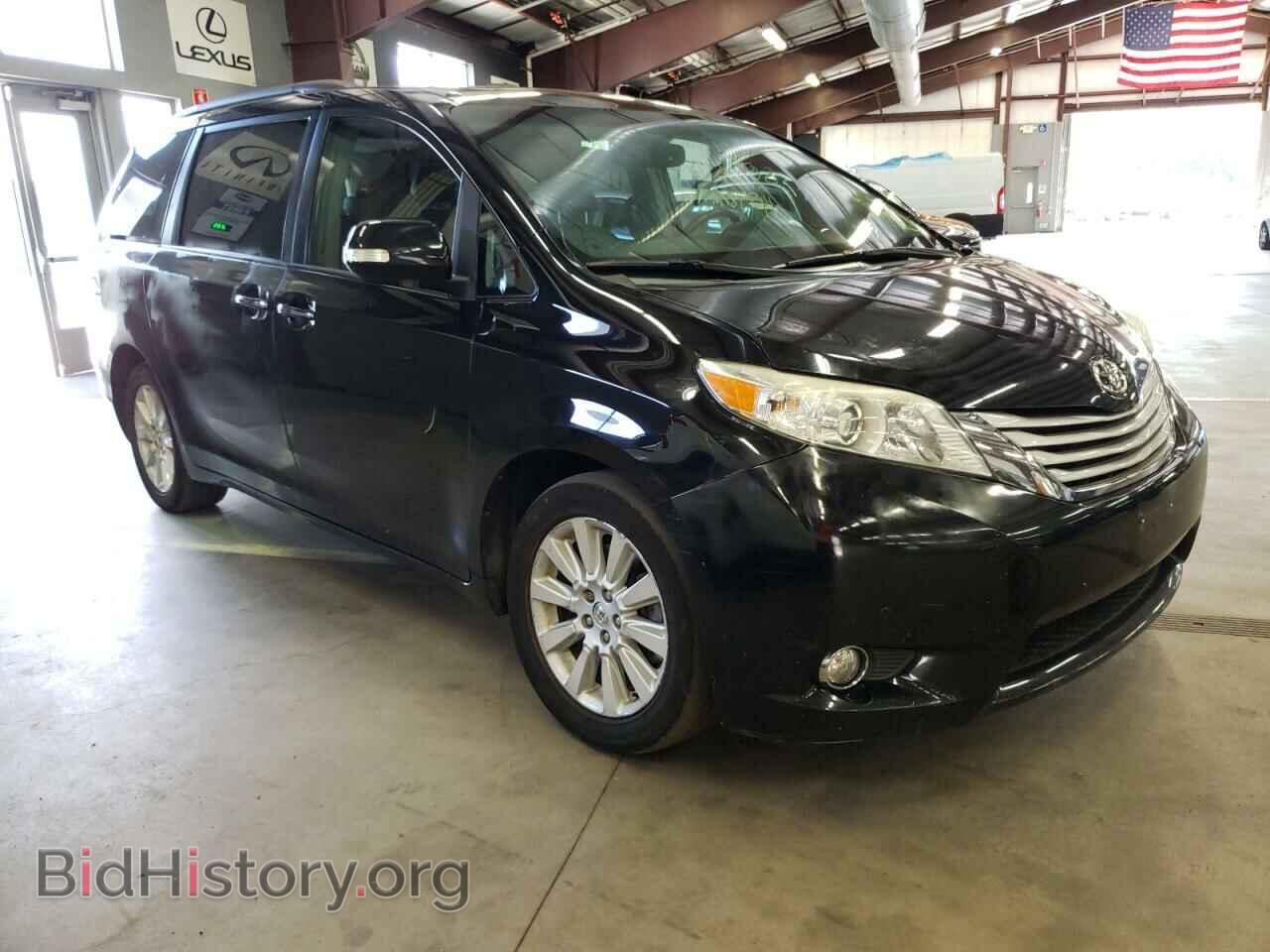 Фотография 5TDDK3DC2DS071074 - TOYOTA SIENNA 2013