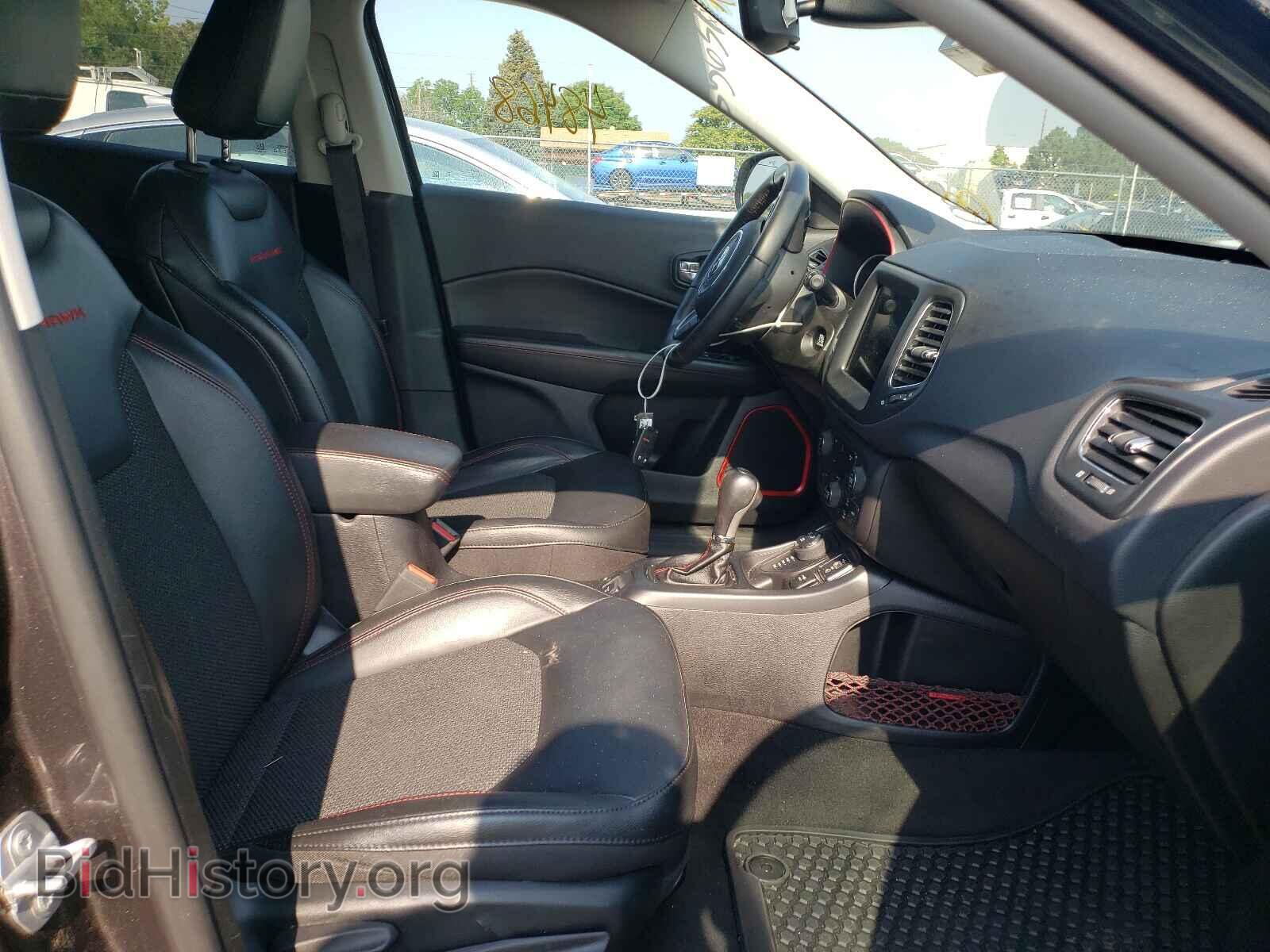 2019 JEEP COMPASS - VIN: 3C4NJDDB8KT721680 - Фото 5