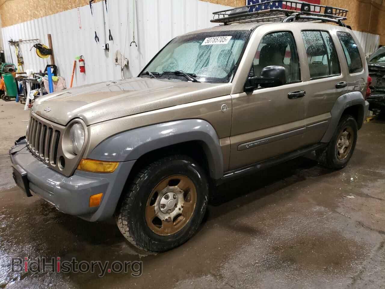 Photo 1J4GL48K35W555994 - JEEP LIBERTY 2005