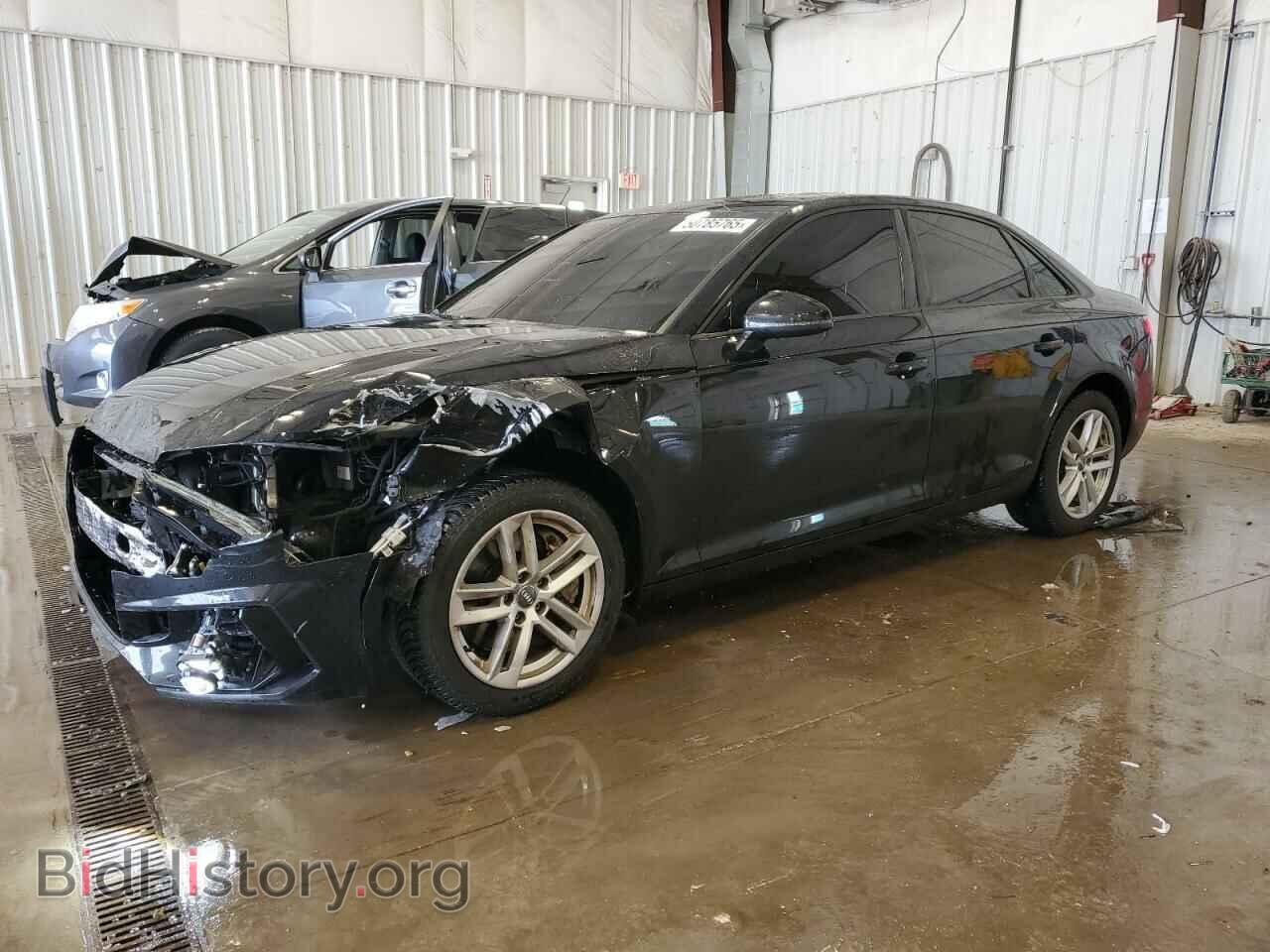 Photo WAUGNAF49HN057714 - AUDI A4 2017