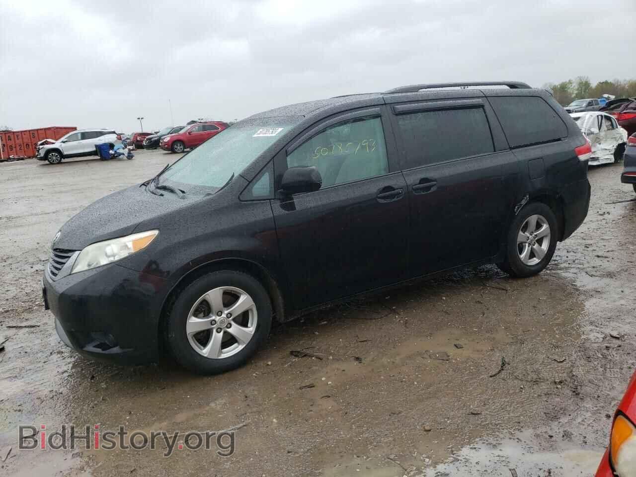 Photo 5TDKK3DCXDS329915 - TOYOTA SIENNA 2013