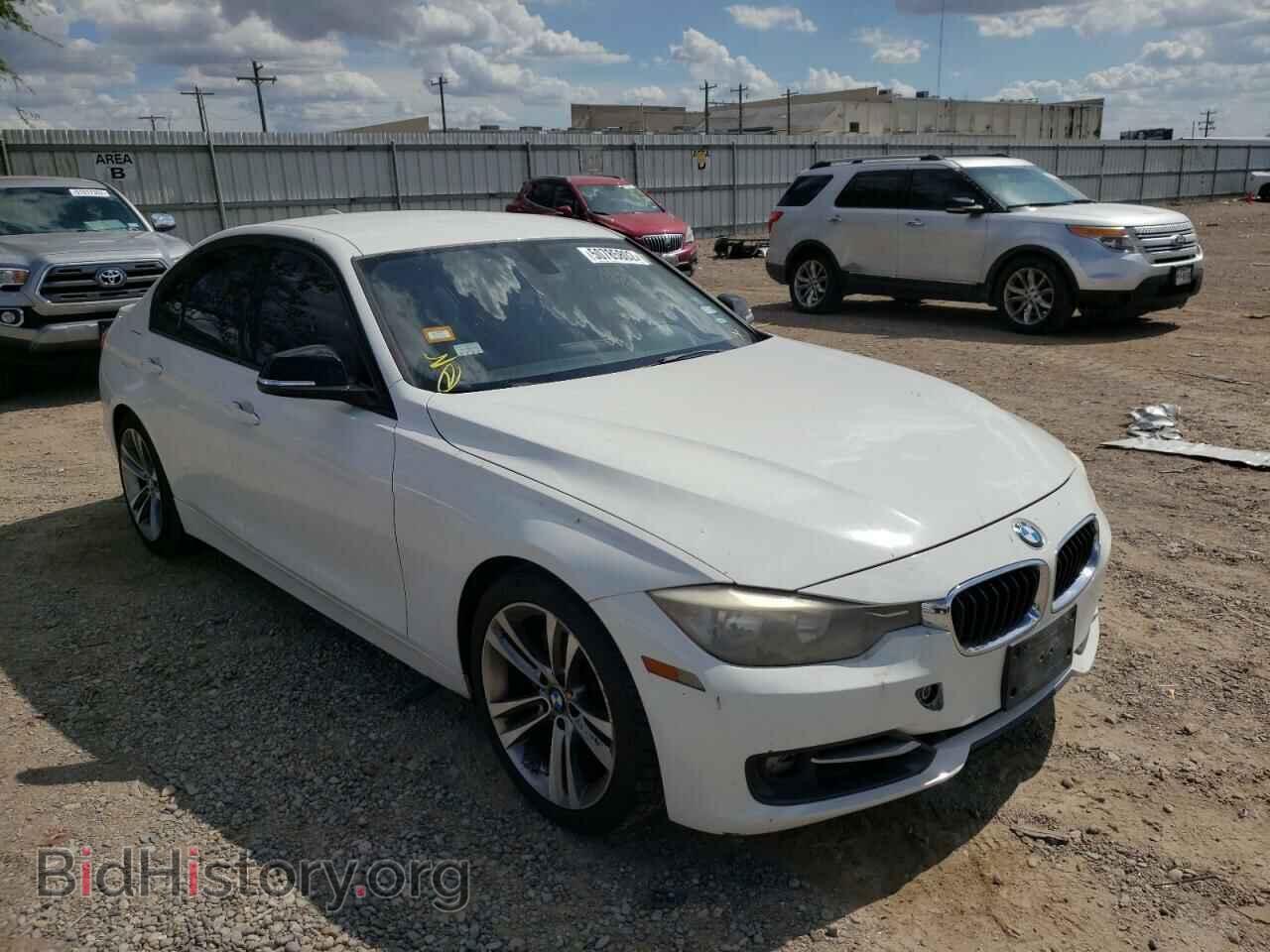Photo WBA3A5C56CF349032 - BMW 3 SERIES 2012