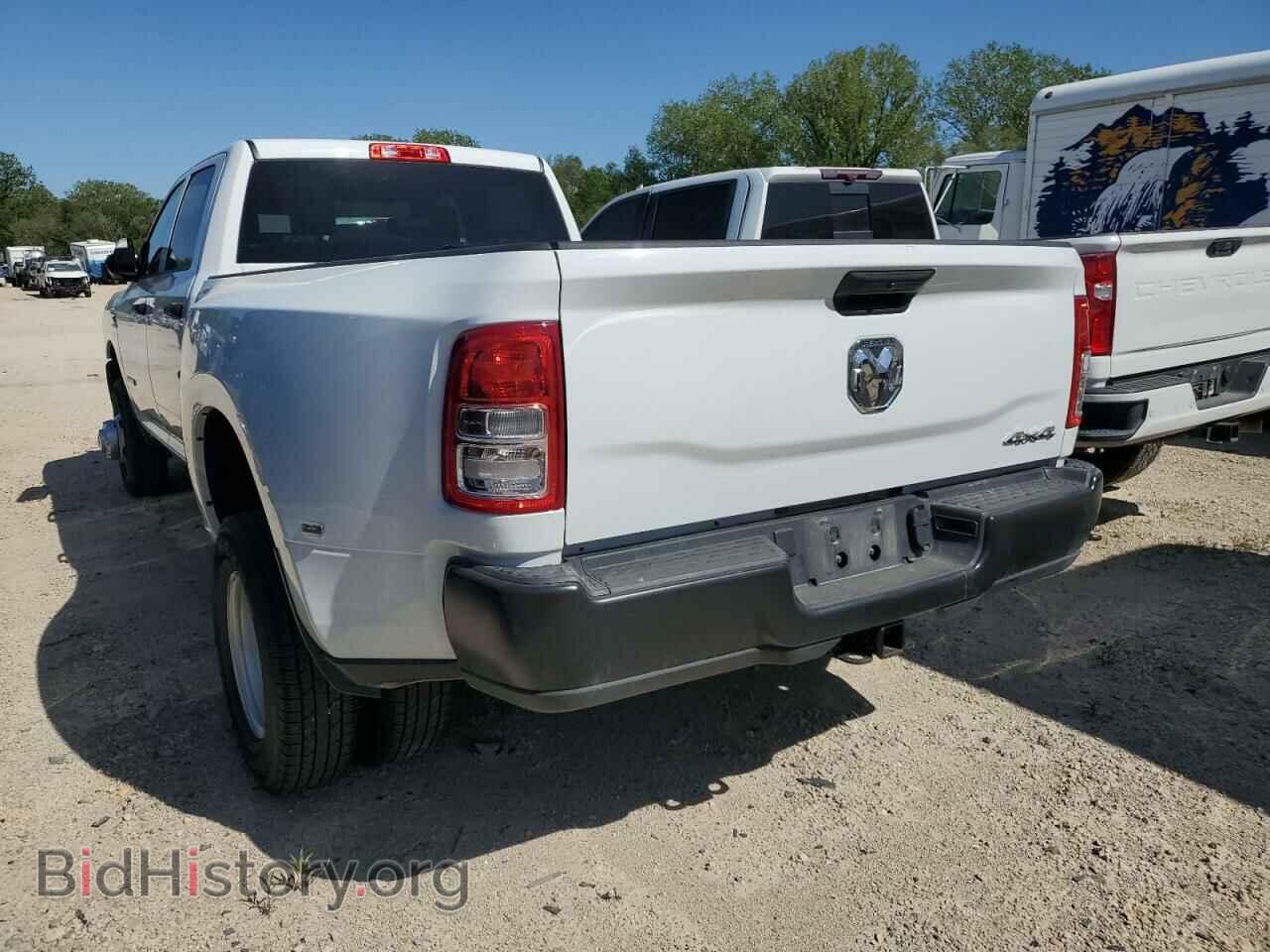 2022 RAM 3500 - VIN: 3C63RRGL6NG303110 - Фото 3