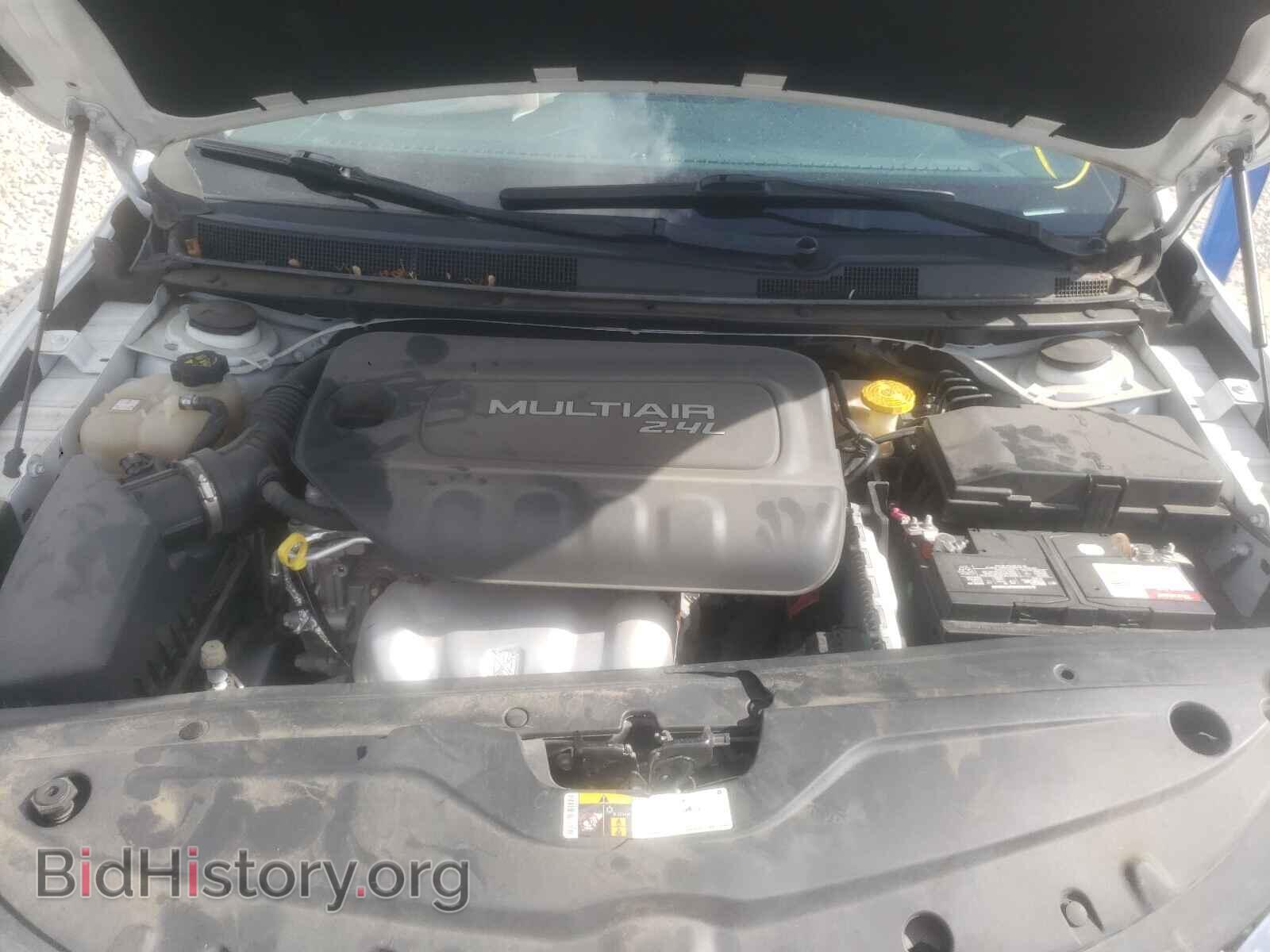 2016 CHRYSLER 200 - VIN: 1C3CCCAB2GN155589 - Фото 7