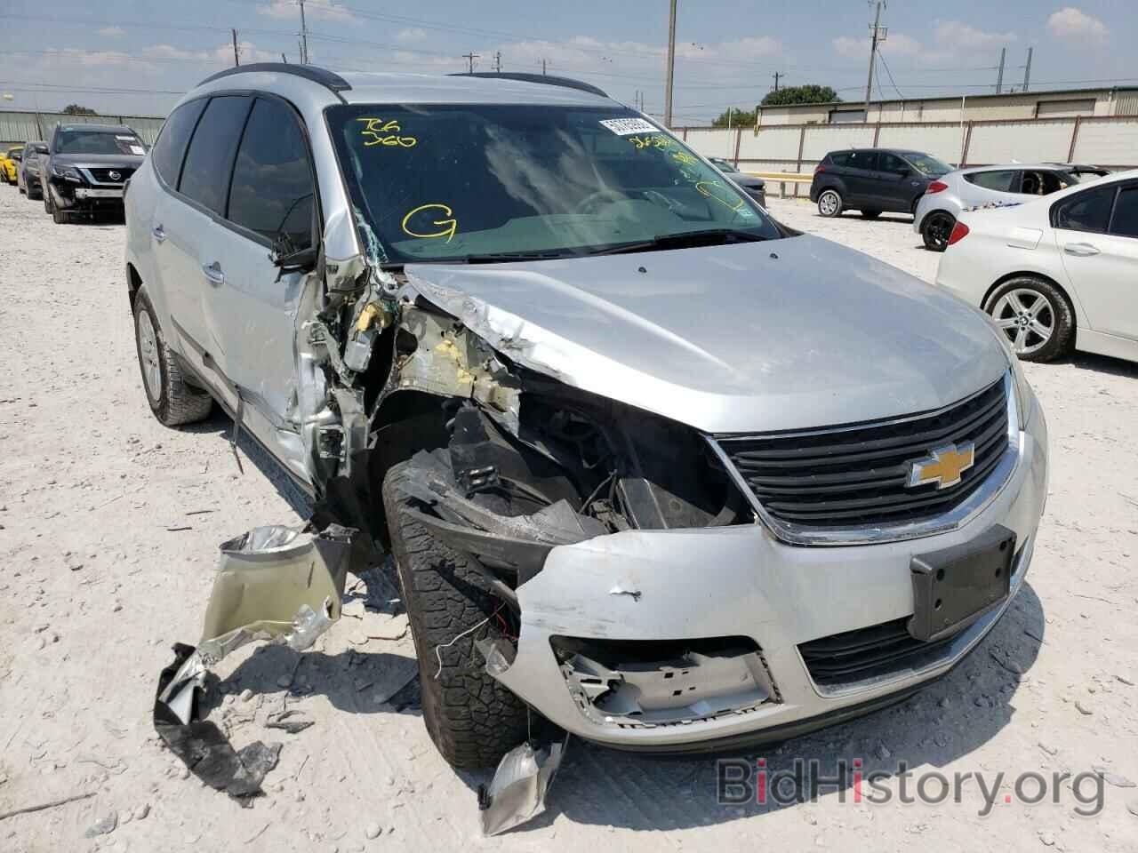 Photo 1GNKRFED4HJ265241 - CHEVROLET TRAVERSE 2017