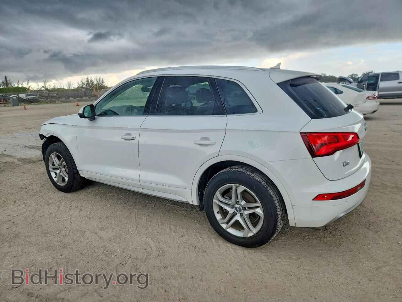 2018 AUDI Q5 - VIN: WA1BNAFY0J2239402 - Фото 2