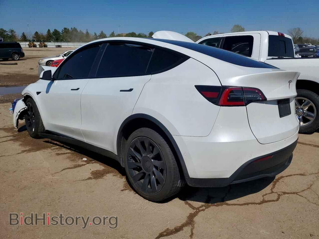 2020 TESLA MODEL Y - VIN: 5YJYGDEE9LF011109 - Photo 2