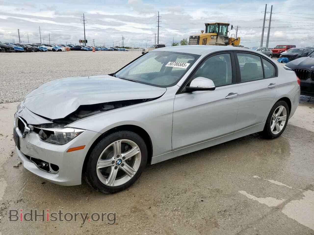 Фотография WBA3B1C58EPV79402 - BMW 3 SERIES 2014