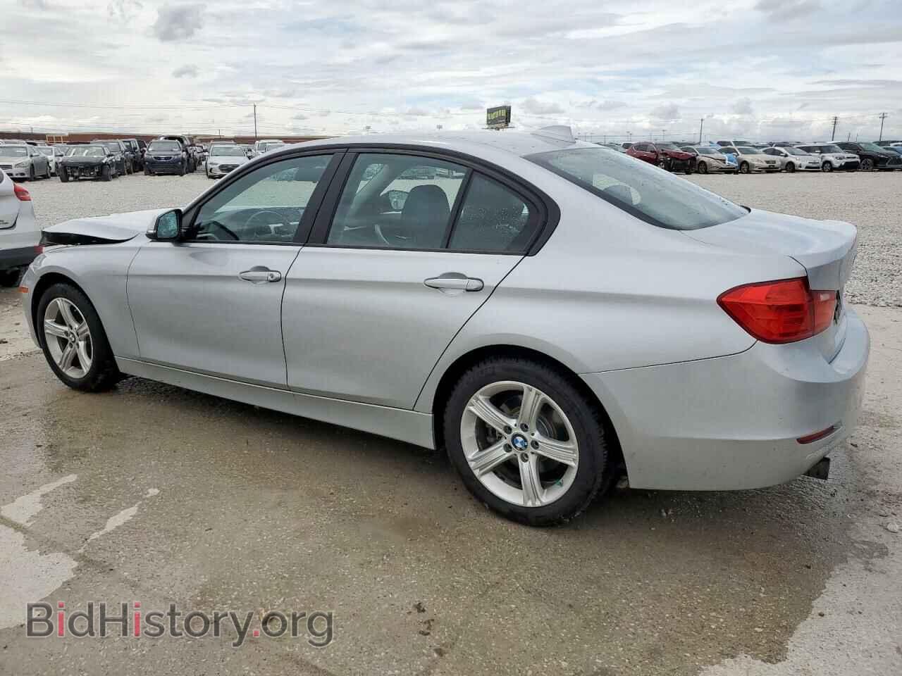 2014 BMW 3 SERIES - VIN: WBA3B1C58EPV79402 - Фото 2