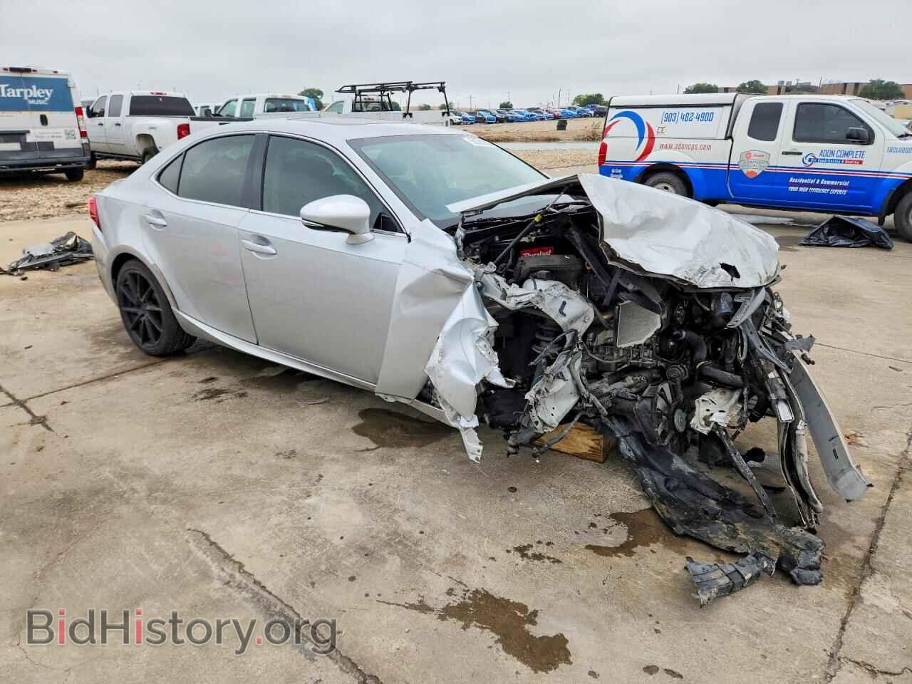 2014 LEXUS IS - VIN: JTHBE1D26E5002274 - Photo 4
