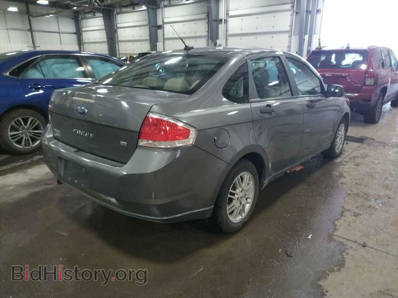 2009 FORD FOCUS - VIN: 1FAHP35N59W252721 - Фото 4